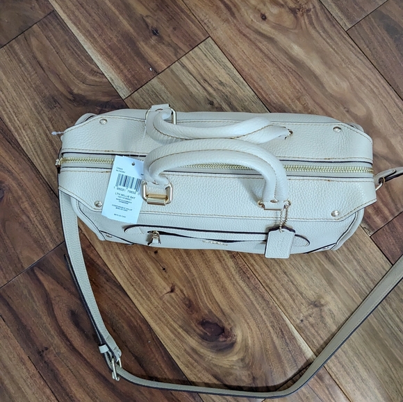 Coach Millie Ivory Pebbled Leather Satchel / Crossbody in Gift Box Nwt ❤️ - Picture 6 of 10